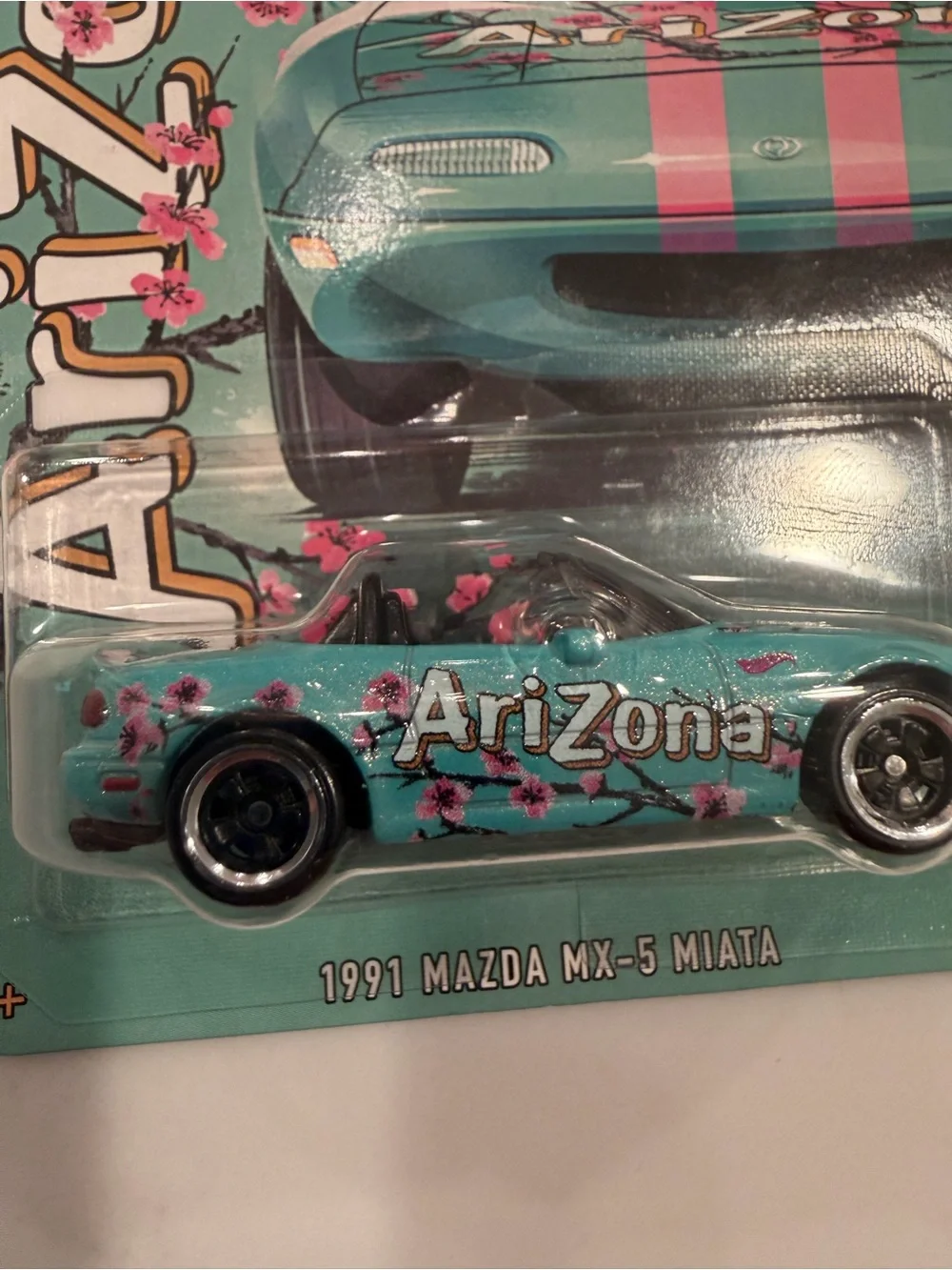 Hot Wheels Arizona Turquoise 1991 Mazda MX-5 Miata Toy Car